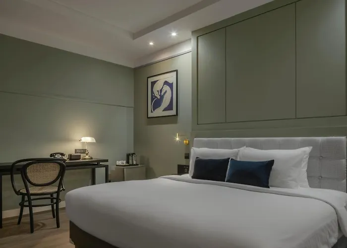 Thomas Hotel 4*