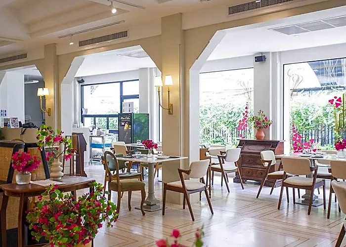 Thomas Hotel